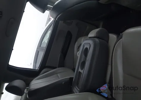 2015 Kia Sedona Ex z USA, uszkodzony, nr VIN KNDMC5C18F6056607